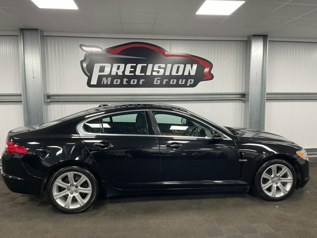 Jaguar XF Black #23