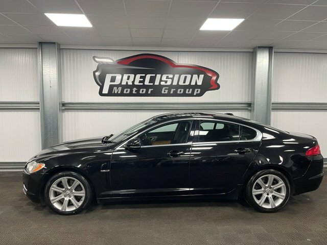 Jaguar XF Black #26