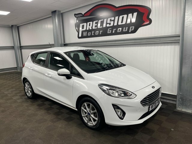 Ford Fiesta Ecoboost Zetec Euro 6 WT19FWJ White #2