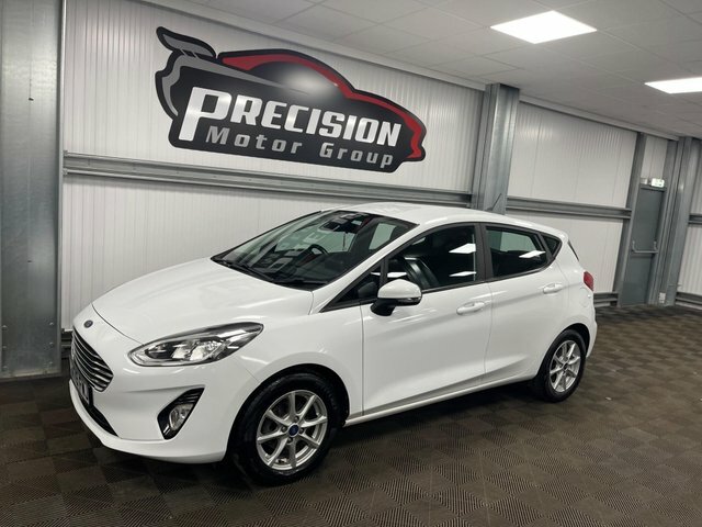 Ford Fiesta Ecoboost Zetec Euro 6 WT19FWJ White #4