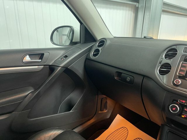 Volkswagen Tiguan Automatic Silver #33