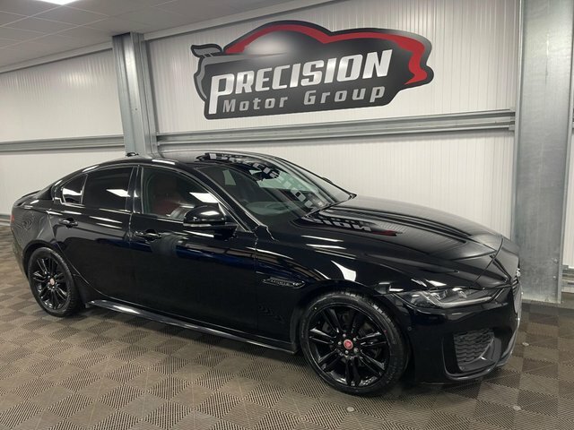 Jaguar XE D180 R-dynamic Se Black #4