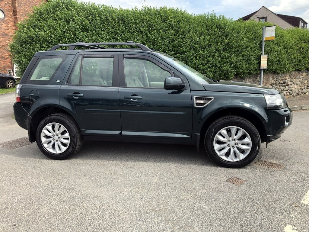 Land Rover Freelander 2 2.2 Td4 Gs Turbo 6 Speed 4X4 Estate Green #2