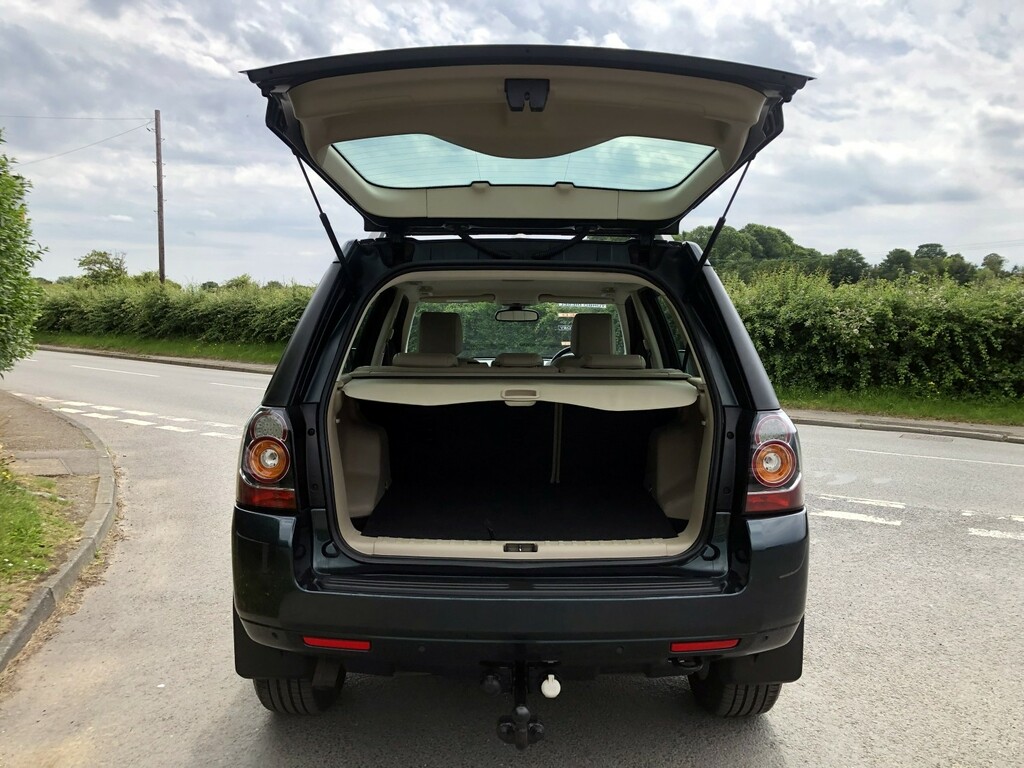 Land Rover Freelander 2 Hse Black #15