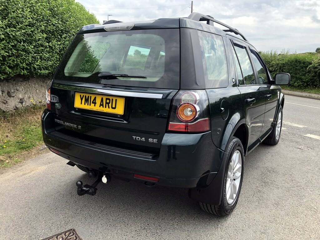 Land Rover Freelander 2 Hse Black #13