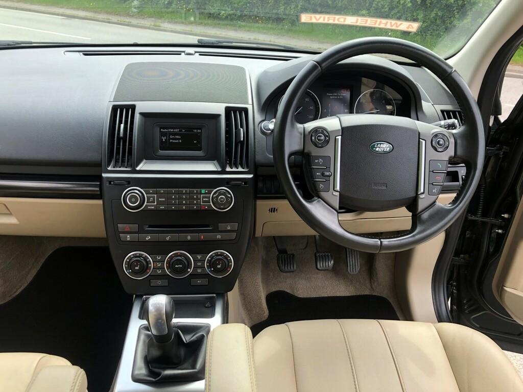 Land Rover Freelander 2 Hse Black #8