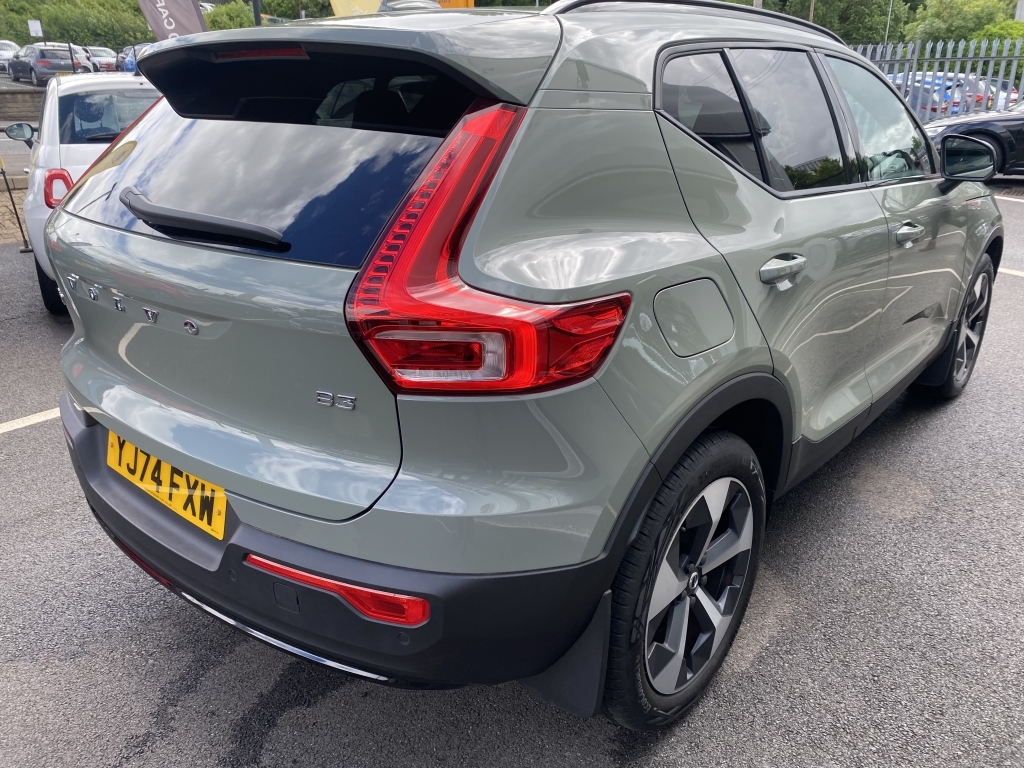 Volvo XC40 2.0 B3 Plus Green #4