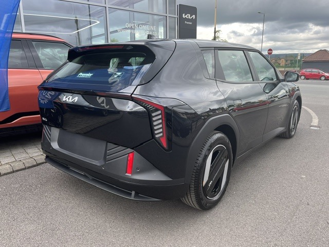 Kia EV4 Hatchback Black #4