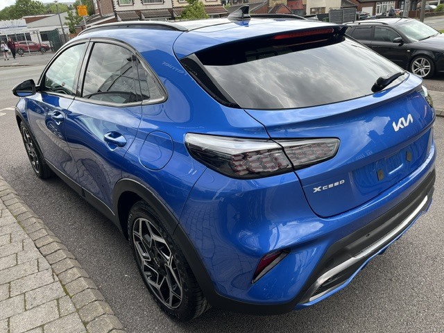 Kia Xceed Hatchback Blue #6