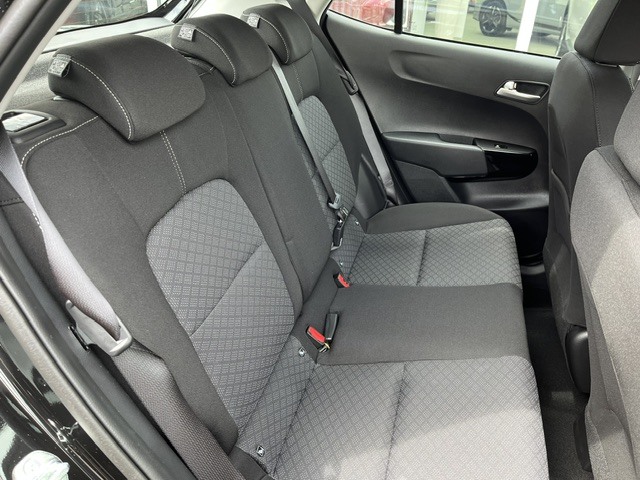 Kia Picanto Hatchback White #5