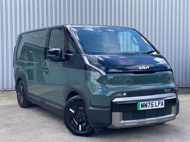 Kia PV5 Mpv Green