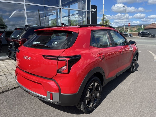 Kia Stonic Pure 1.0 T-gdi 98 Bhp 6 Speed Red #3
