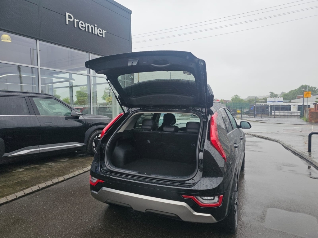 Kia Niro 1.6 3 MV75VPF Black #3