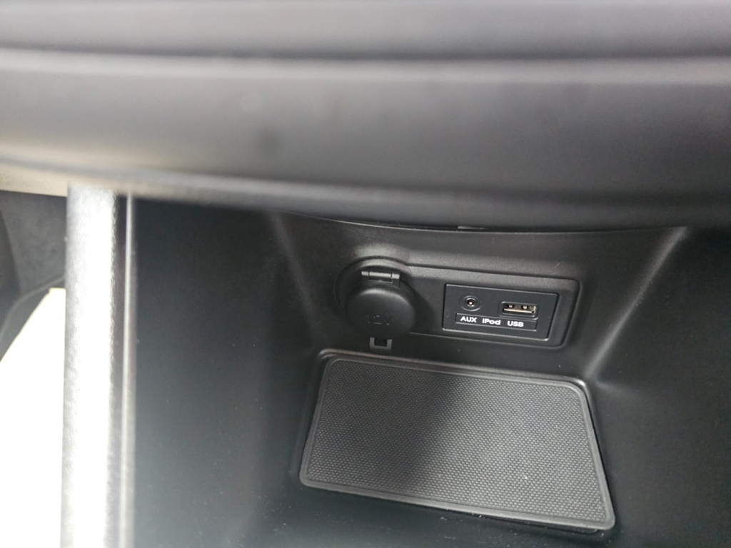 Kia Venga Mpv 1.6 3 Euro 6 201968 Silver #21