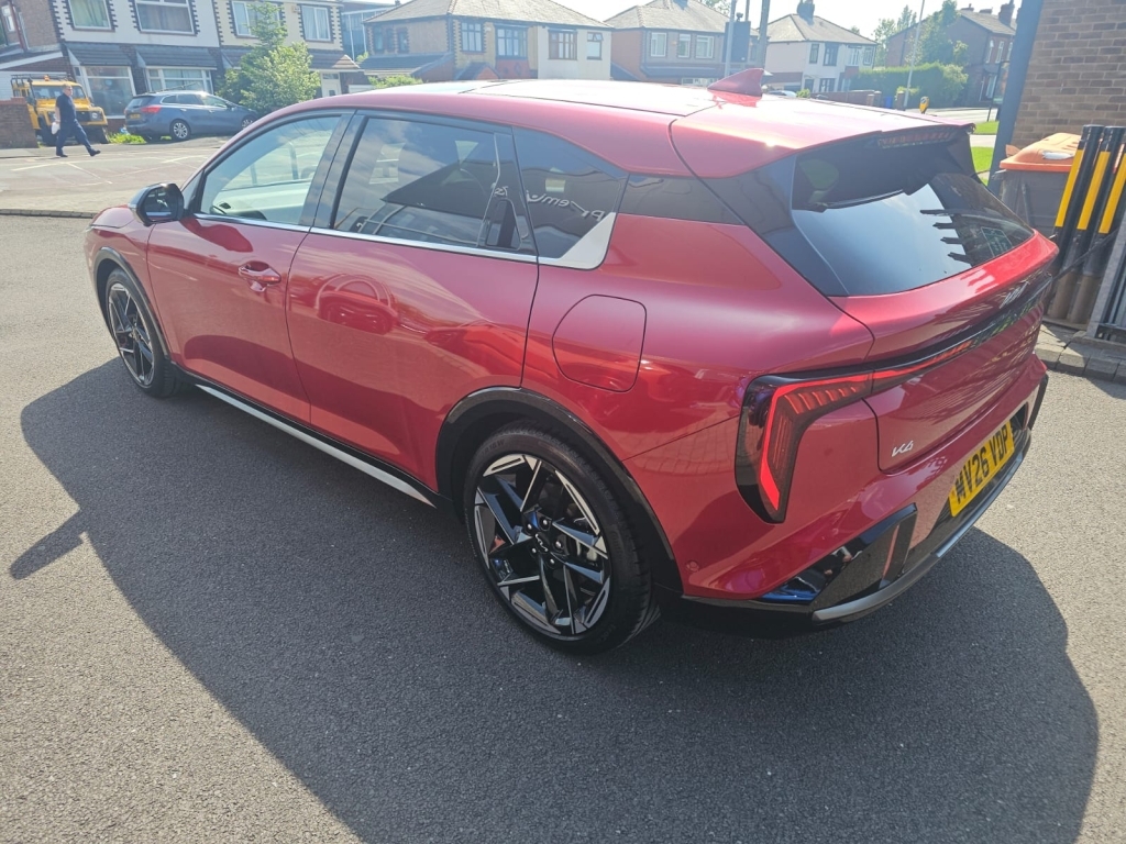 Kia 1.6 Gt-line S MV26VDP Red #4