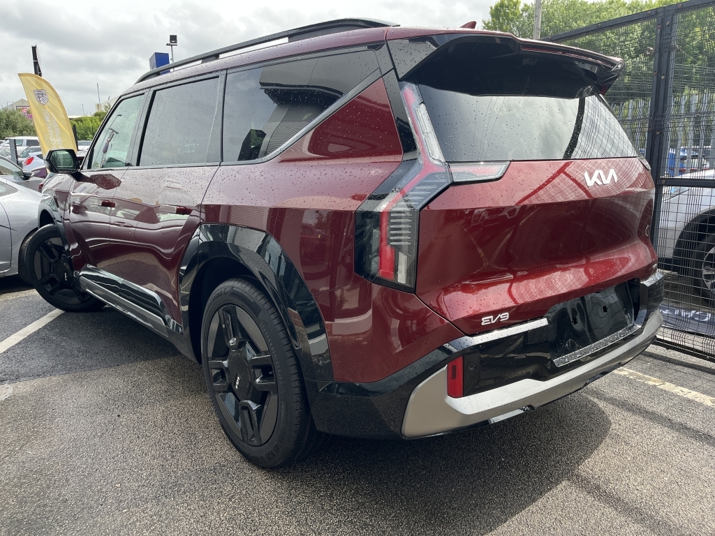 Kia EV9 Gt-line S Red #2
