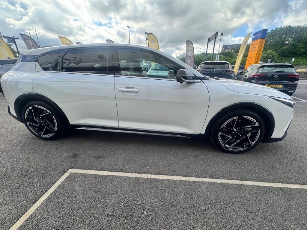 Kia 1.6 Gt-line S MD75CVW White #4