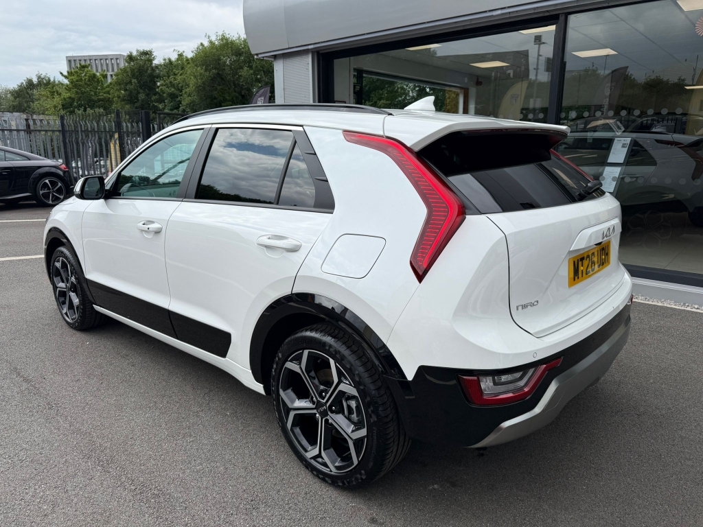 Kia Niro 1.6 Evolve White #5
