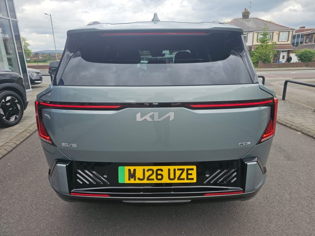 Kia Gt-line S MJ26UZE Green #5