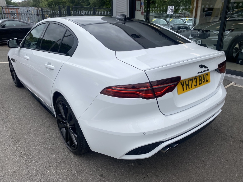 Jaguar XE 2.0 D200 Mhev R-dynamic Se Black Euro 6 Ss Black #7
