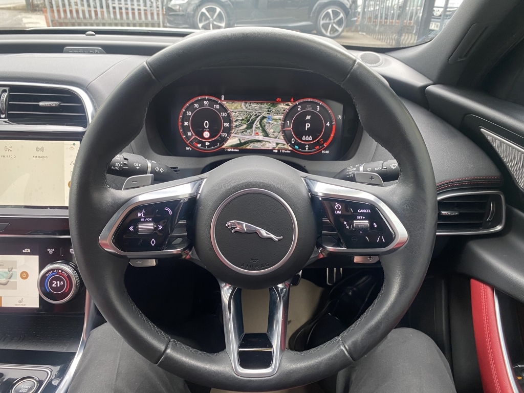Jaguar XE 2.0 D200 Mhev R-dynamic Se Black Euro 6 Ss Black #26