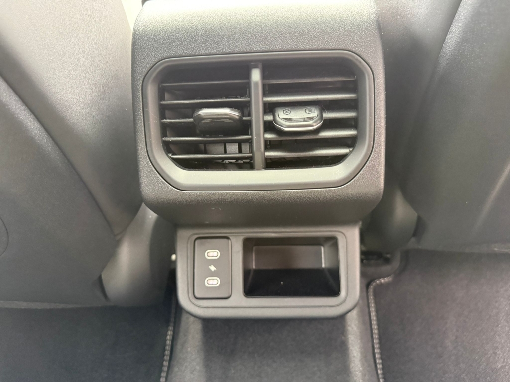Kia  81.4Kwh Gt-line Black #18