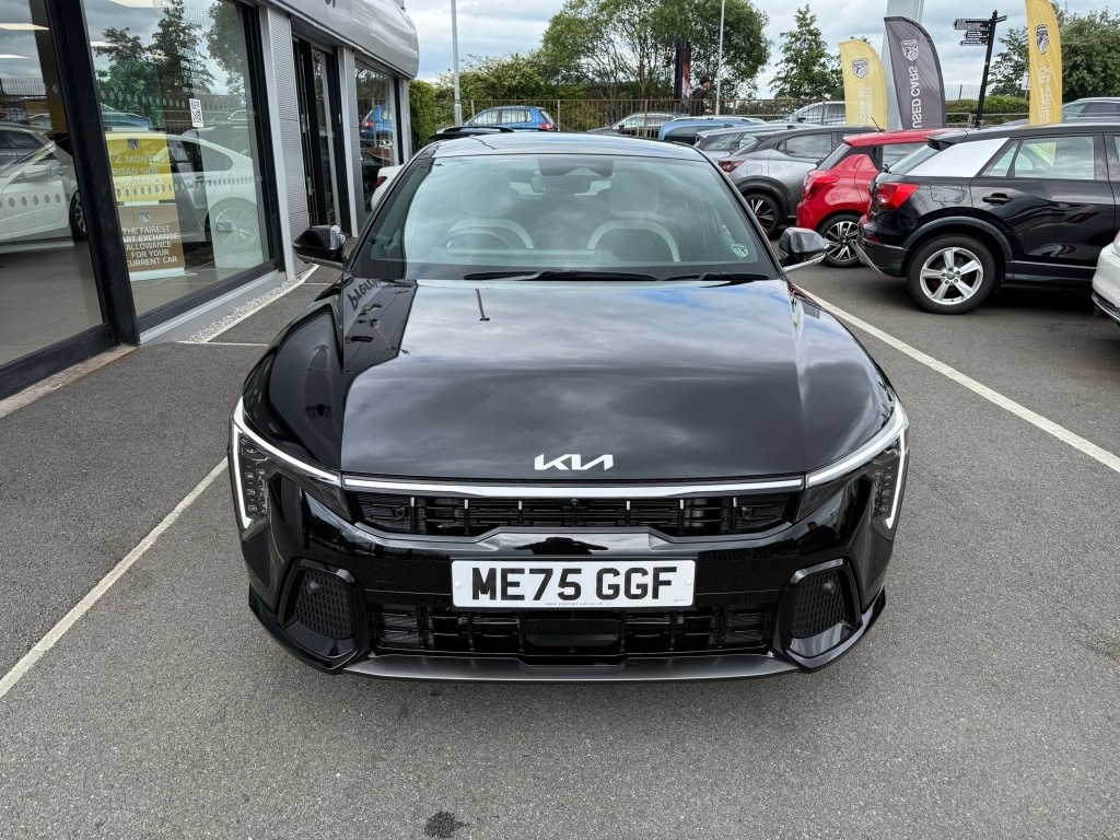 Kia  81.4Kwh Gt-line Black #3