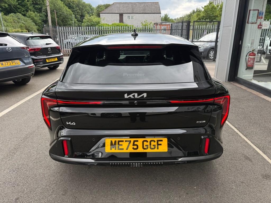 Kia  81.4Kwh Gt-line Black #6