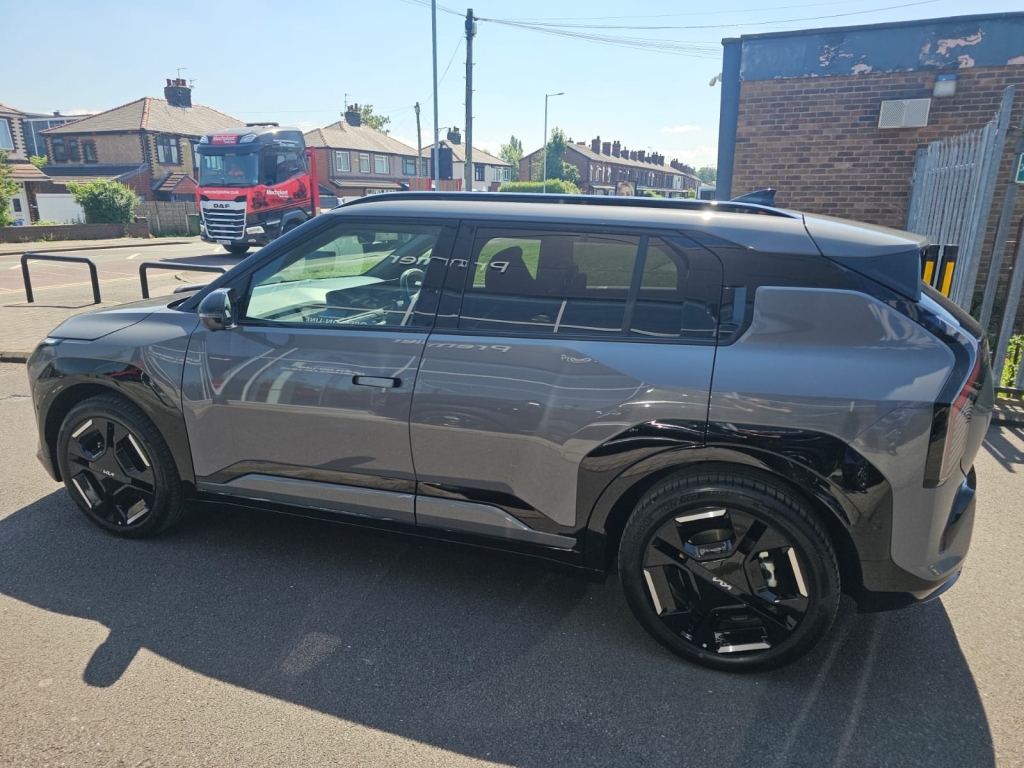 Kia EV3 Gt-line S Grey #5