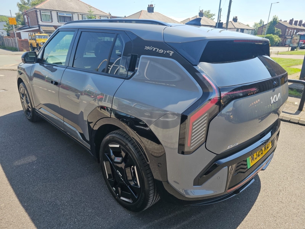 Kia EV3 Gt-line S Grey #4