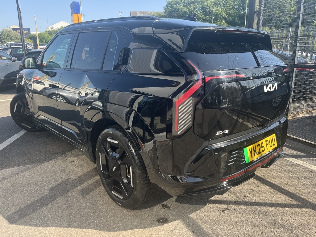 Kia EV3 Gt-line S Black #2