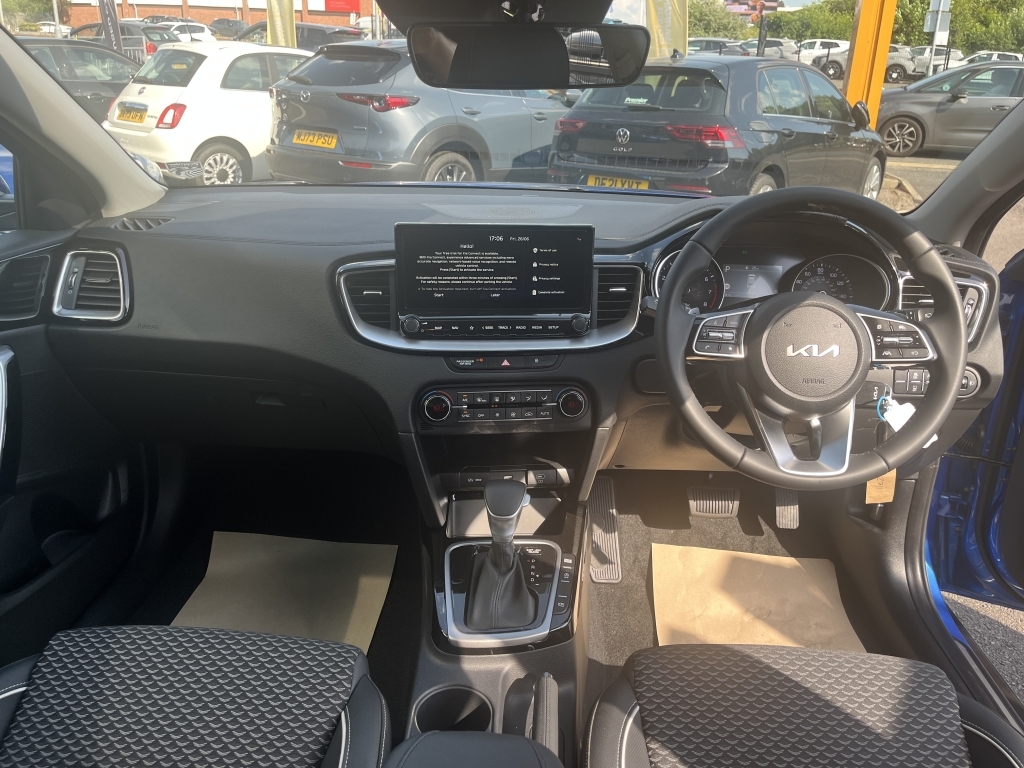 Kia Xceed 1.6 T Gdi Gt Line S Suv Dct White #14