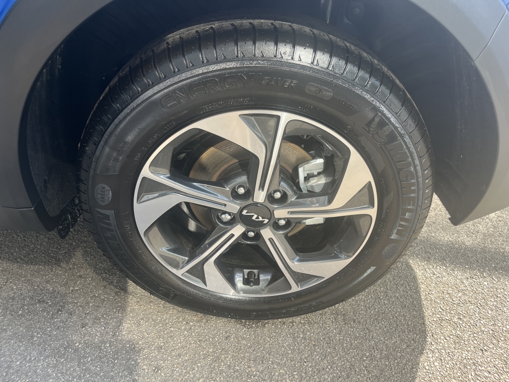 Kia Xceed Hatchback Blue #6