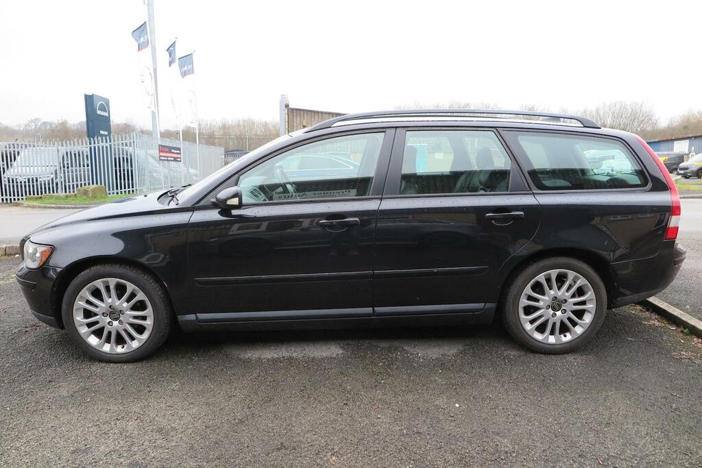Volvo V50 1.8 Se Black #4