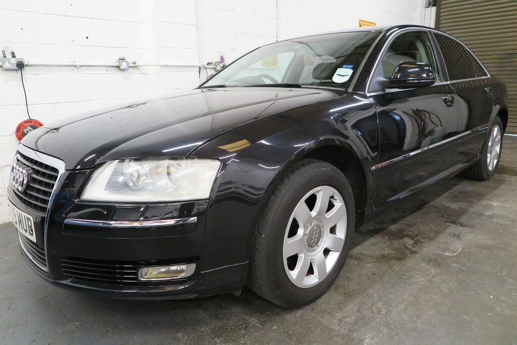 Audi A8 3.0 Tdi Quattro Se Tip Black #2