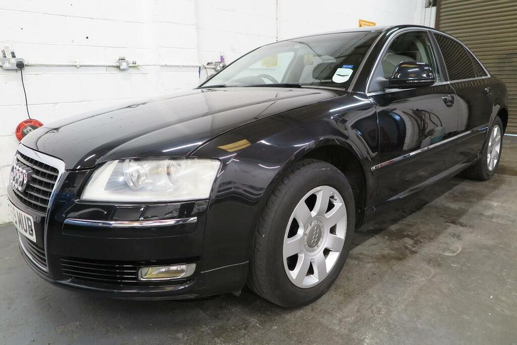 Audi A8 3.0 Tdi Quattro Se Tip Black #2