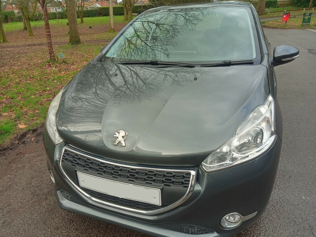 Peugeot 208 1.2 Puretech Active Grey #2