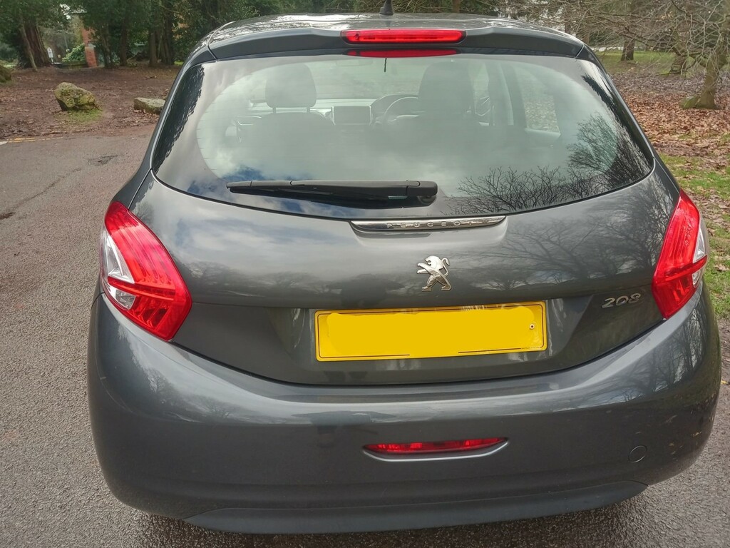 Peugeot 208 1.2 Puretech Active Grey #5