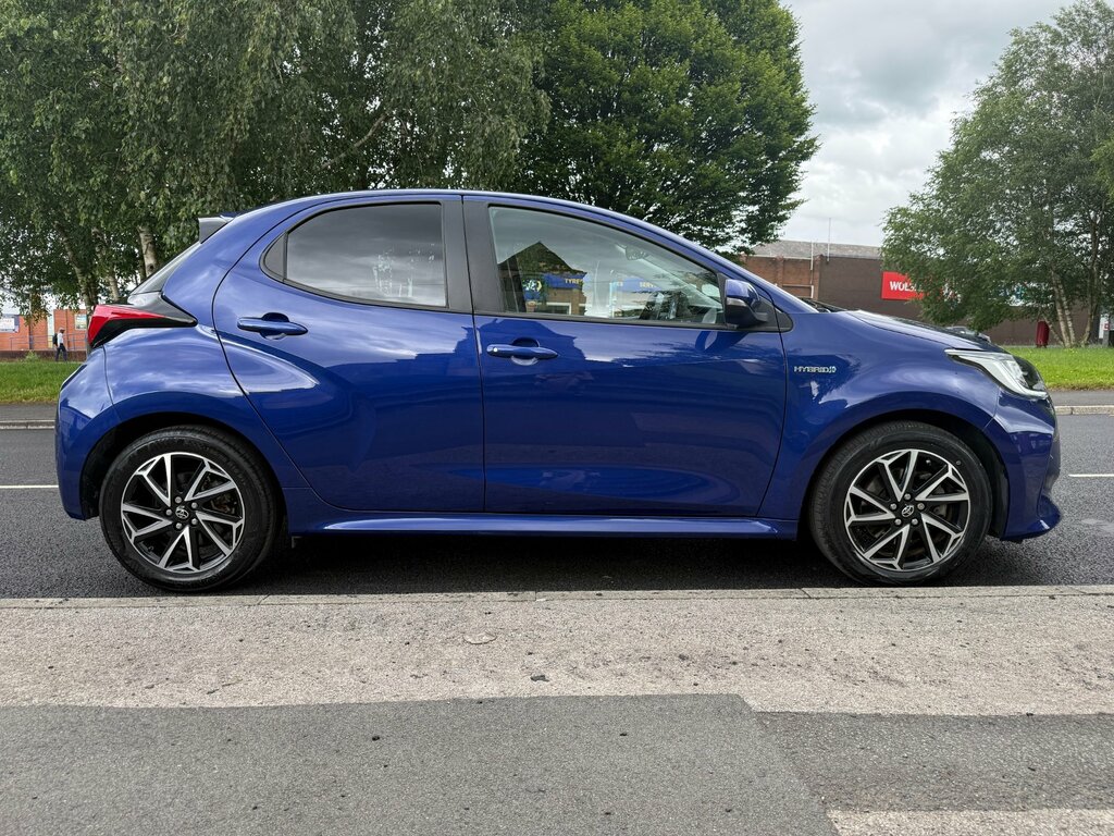 Toyota Yaris 1.5 Vvt-h Design Hatchback Hybrid E-cvt YM21XUW Blue #5
