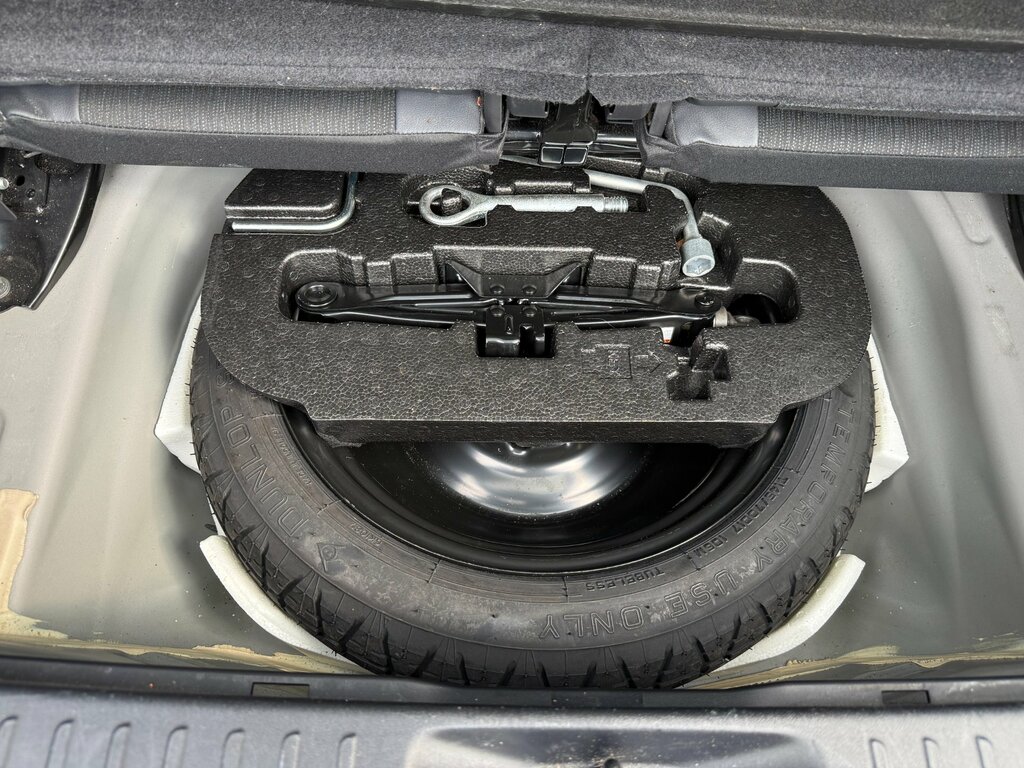 Toyota Prius+ 1.8 Vvti Excel Tss Cvt Silver #55