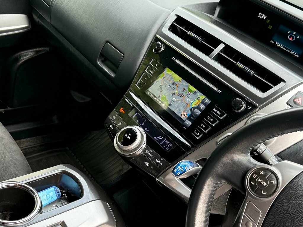 Toyota Prius+ 1.8 Vvti Excel Tss Cvt Silver #50