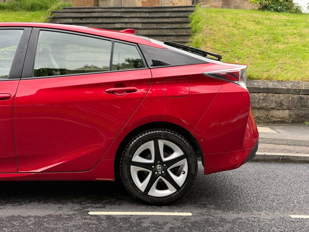 Toyota Prius 1.8 Excel Hybrid Hatchback Red #59