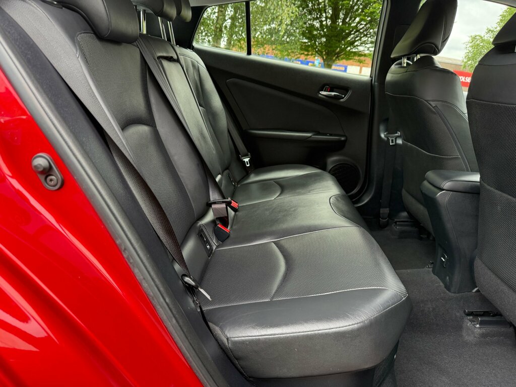 Toyota Prius 1.8 Excel Hybrid Hatchback Red #12