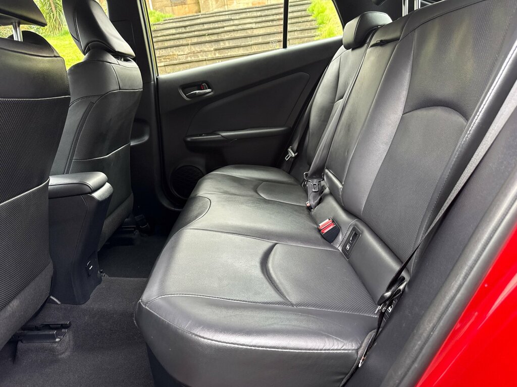 Toyota Prius 1.8 Excel Hybrid Hatchback Red #36
