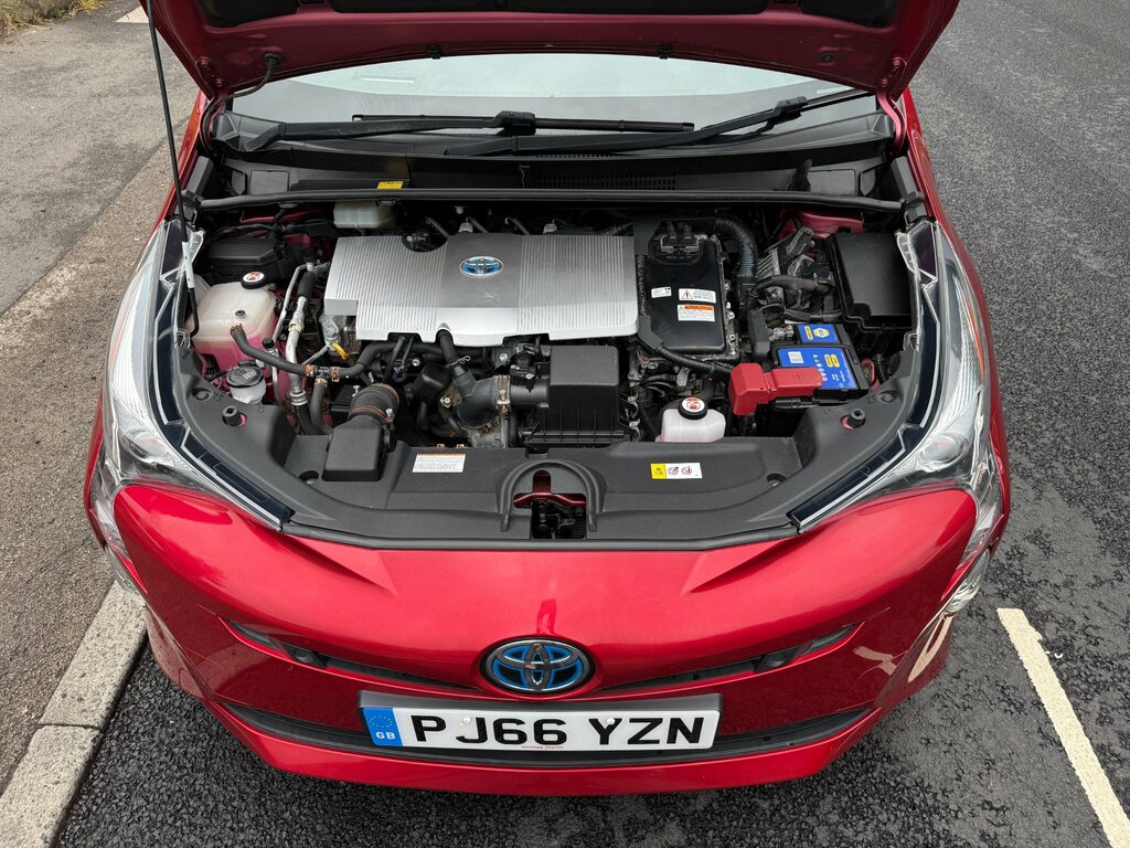 Toyota Prius 1.8 Excel Hybrid Hatchback Red #55