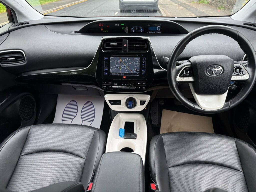 Toyota Prius 1.8 Excel Hybrid Hatchback Red #17