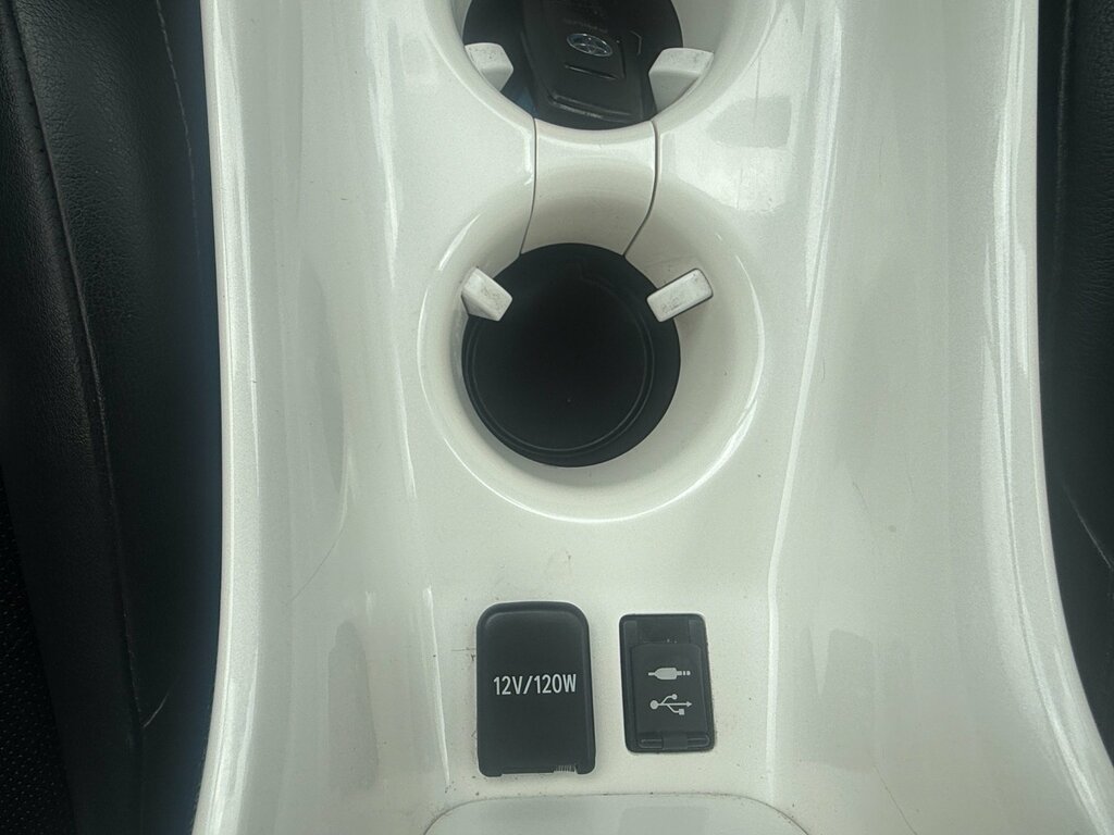 Toyota Prius Prius Excel Vvt-i Cvt Red #43