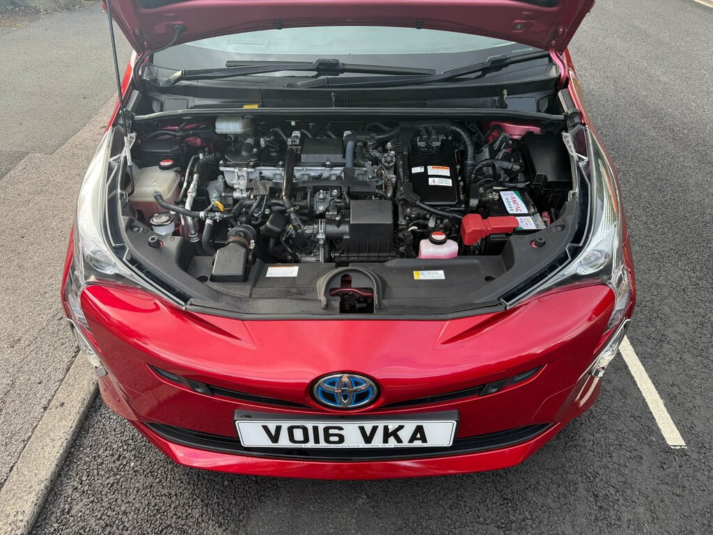 Toyota Prius Prius Excel Vvt-i Cvt Red #53