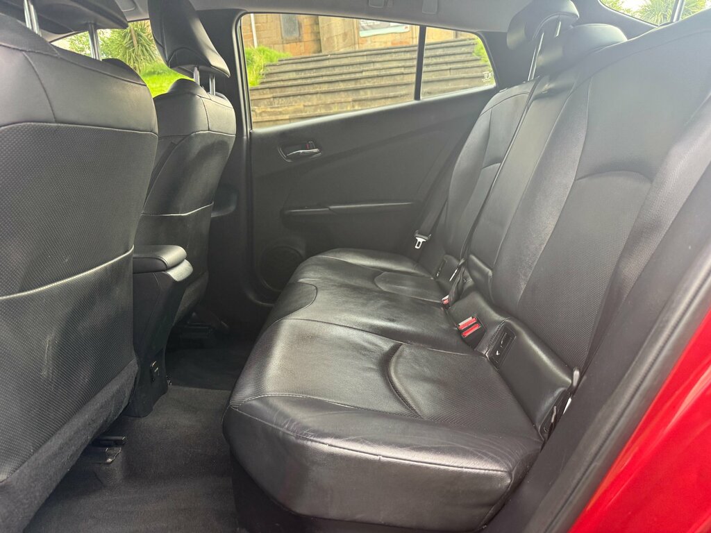 Toyota Prius Prius Excel Vvt-i Cvt Red #38