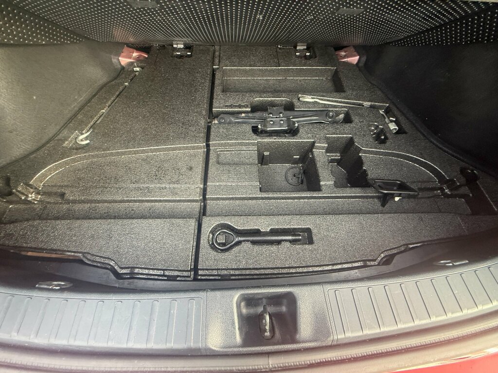 Toyota Prius Prius Excel Vvt-i Cvt Red #55